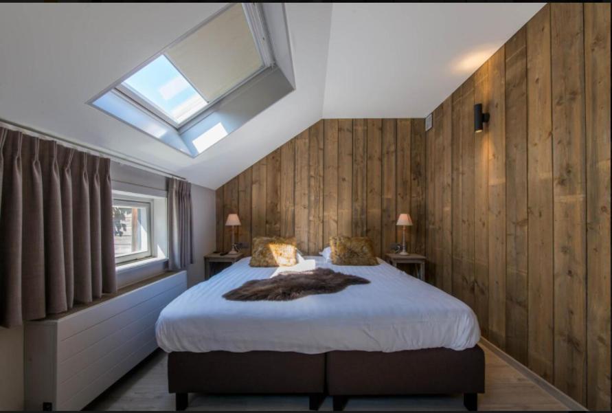 ニーウポールト Jeanne Bed & Breakfast エクステリア 写真